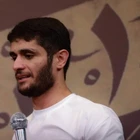 Çocukluğumu istiyorum, babamın omzunu istiyorum