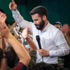 Ali’nin sevgisi ve evlatlarının sevgisi, kimliklerimizin mührüdür.